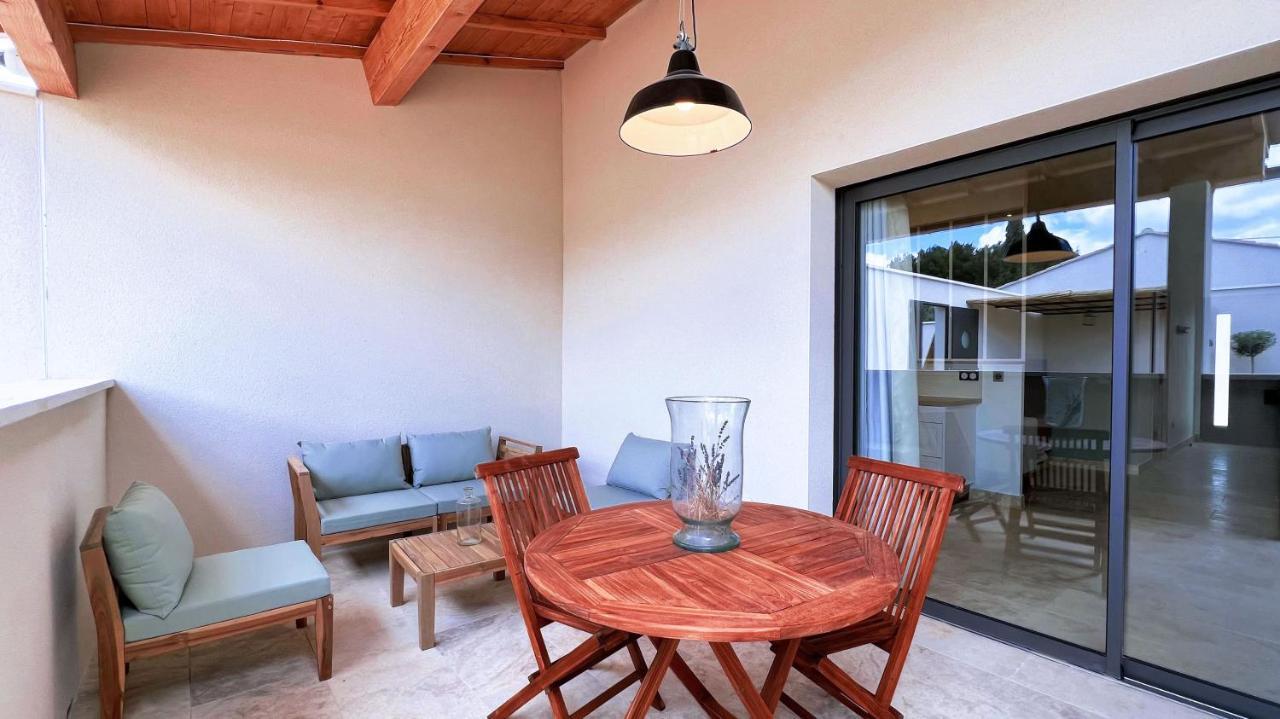 Les Logis De Cocagne Apartment Saint-Rémy-de-Provence Екстериор снимка