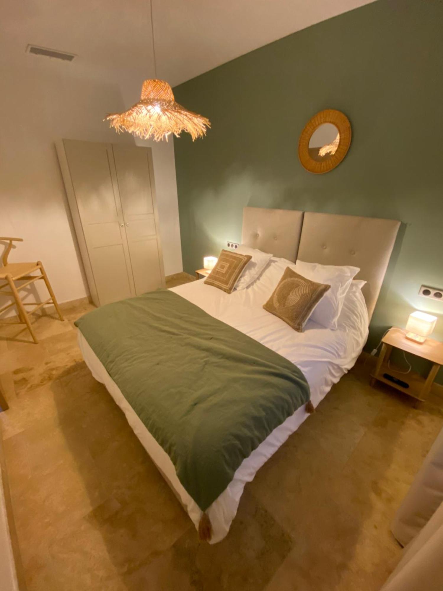 Les Logis De Cocagne Apartment Saint-Rémy-de-Provence Екстериор снимка